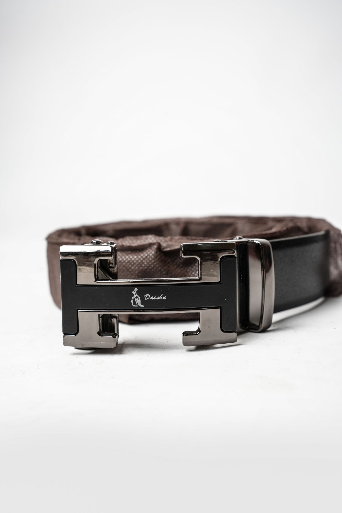 Daishu Signature "H" Buckle Belt
