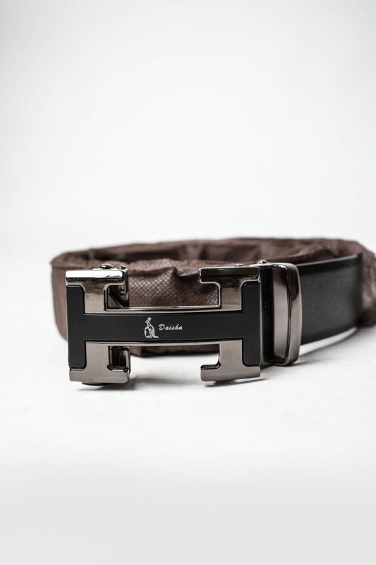 Daishu Signature "H" Buckle Belt